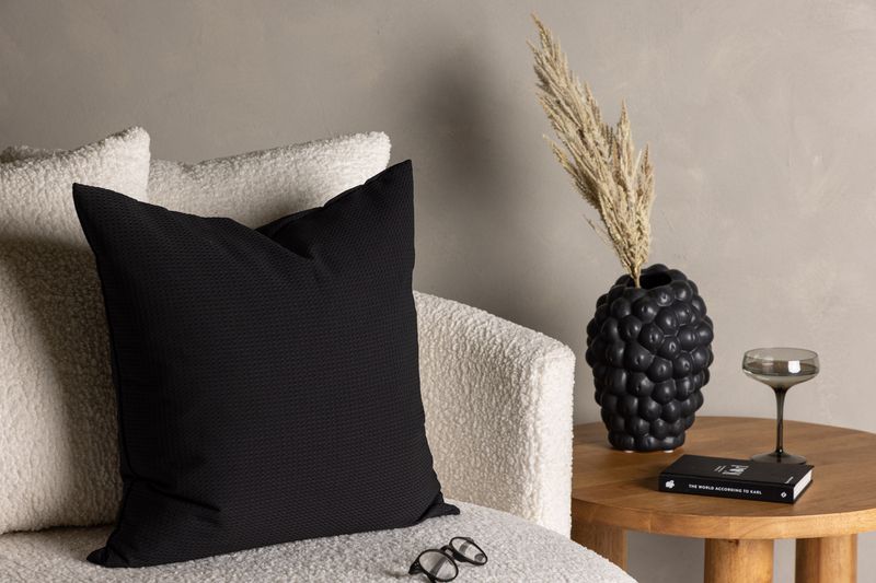 Celine Kuddfodral - Alternate view