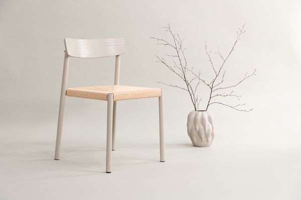 Malmön Matstol Greige — alternativ vy