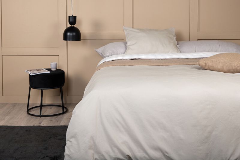 Jenna Påslakanset - Alternate view