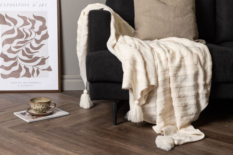 Katlyn Plädar - Alternate view