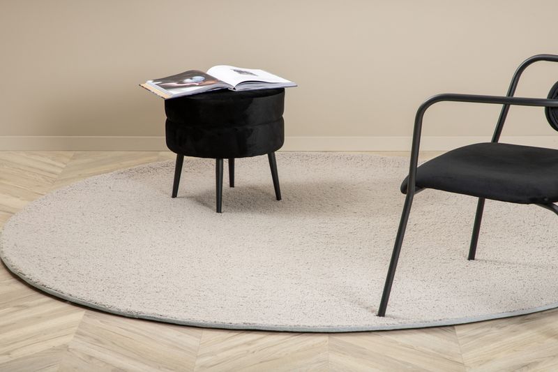 Teddy Runda Matta - Alternate view