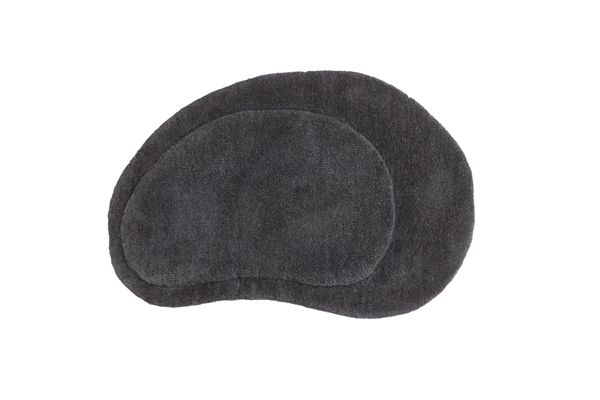 Sten Ovala Matta Mörkgrå — Hemvaruhuset