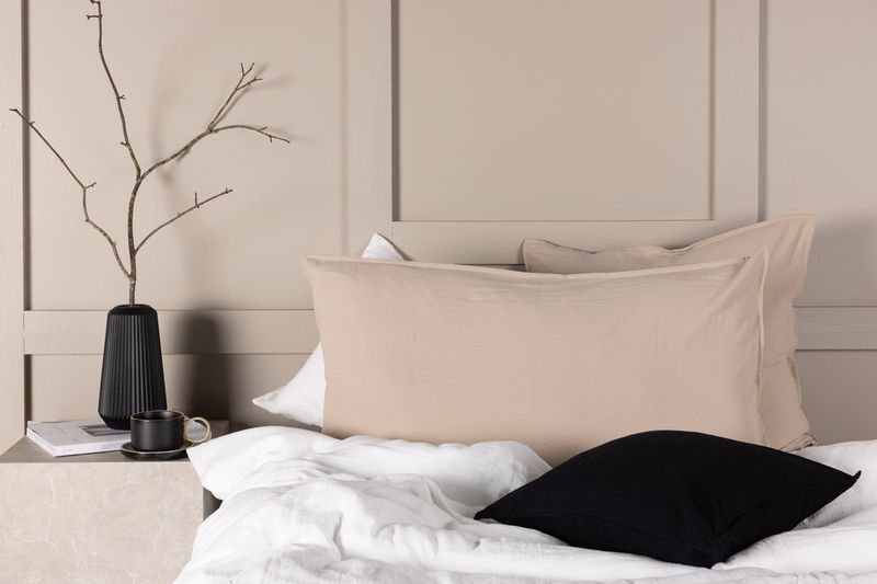 Ronja Örngott - Alternate view