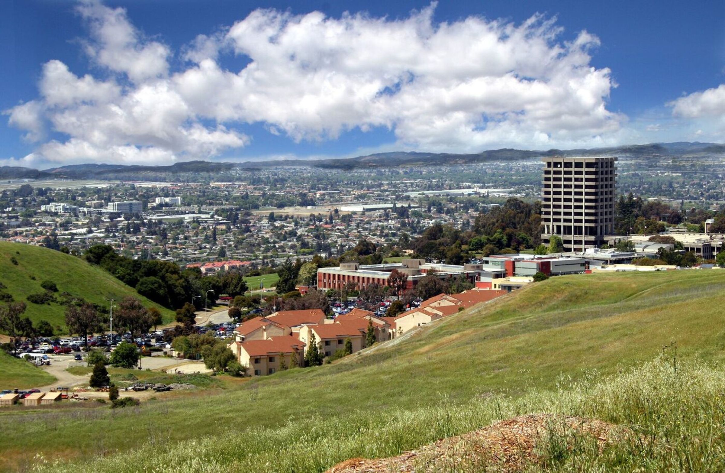 Cal State East Bay campus