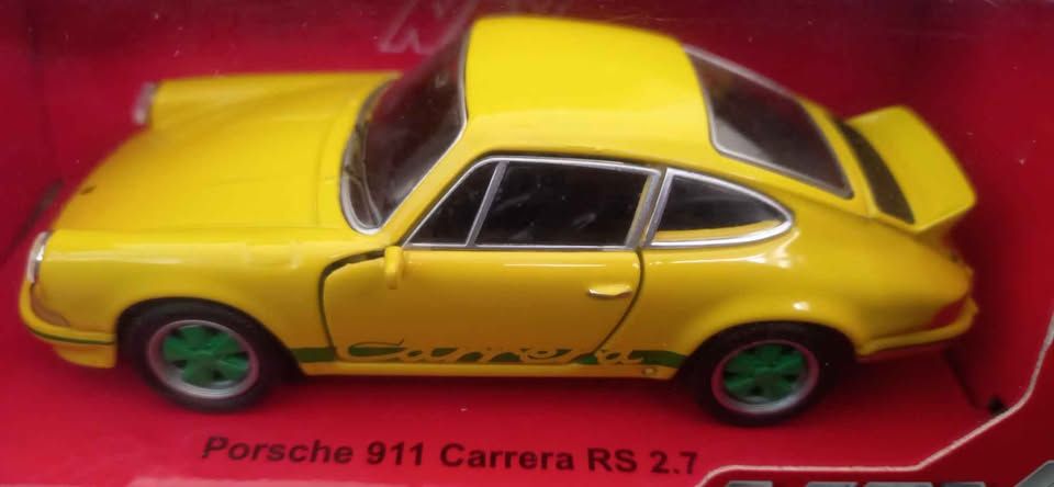Welly 1:36 Die Cast Models - Toyota Land Cruiser Prado,  Porsche 911 Carrera RS 2.7, 2016 Porsche 911 GT3 RS view 3