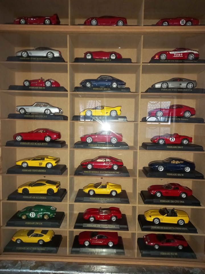 Ferrari Collection Set - scale 1:43 - 76 cars total  view 3