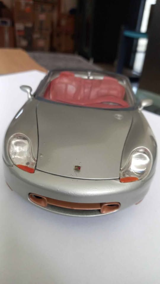 Porsche boxster 1:18 view 6