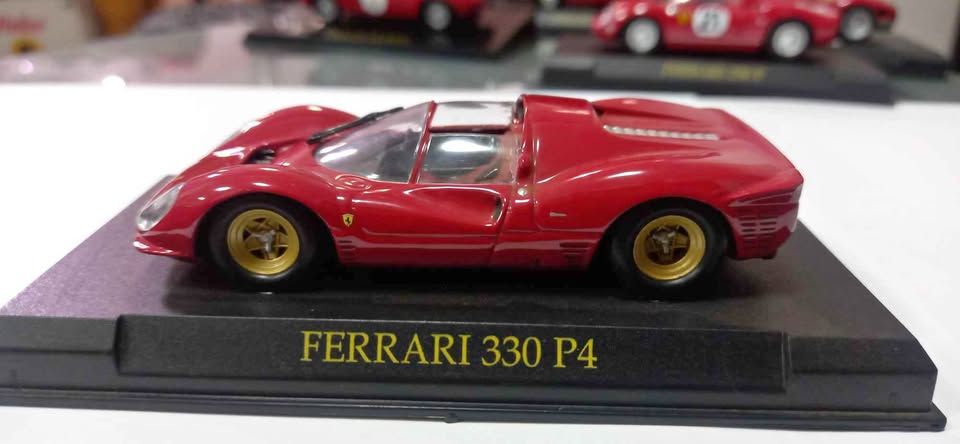 Ferrari 330 P4 1:43 Diecast Model