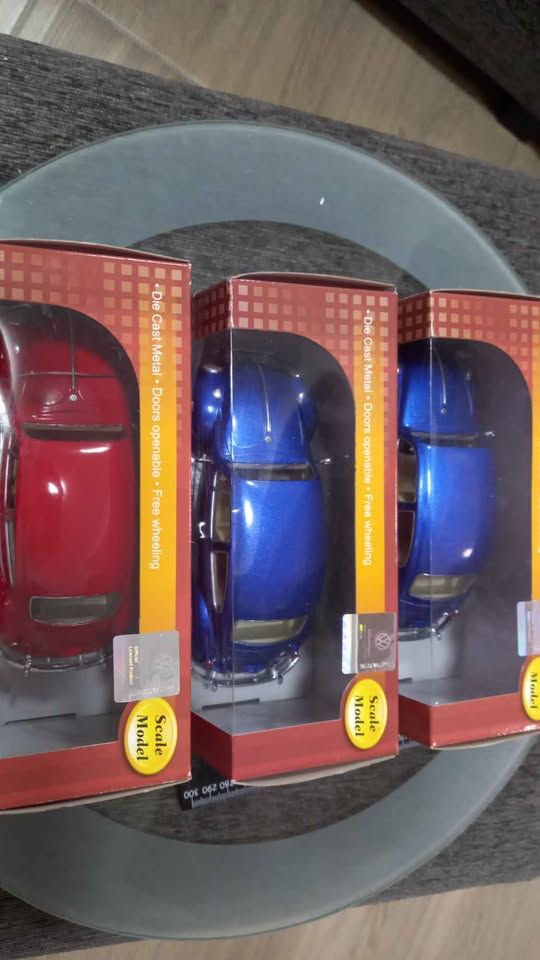 Kinsmart 1967 Classic VW Beetle view 6