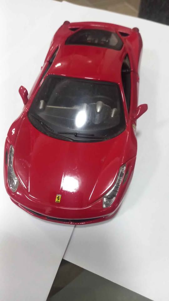 Maisto Ferrari 458 italia - scale 1:24 