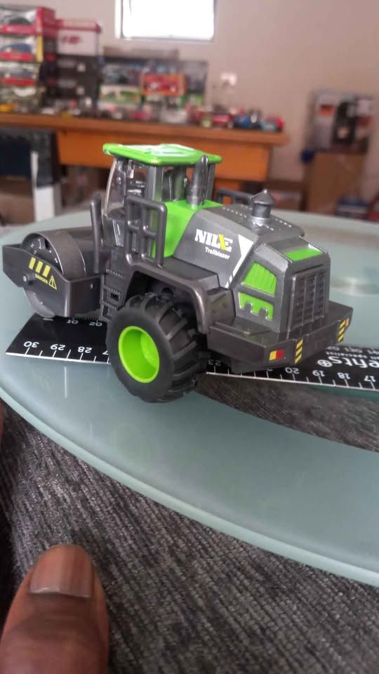 Road roller - scale 1:50 view 2