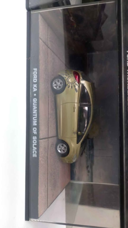 James Bond 007 Car Collection 1:43 Diecast Bundle view 2