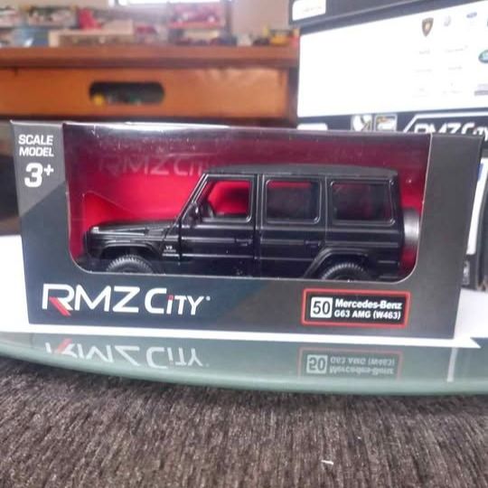 RMZ 1:32 MERCEDES-BENZ G63 AMG (463) DIE cast R200