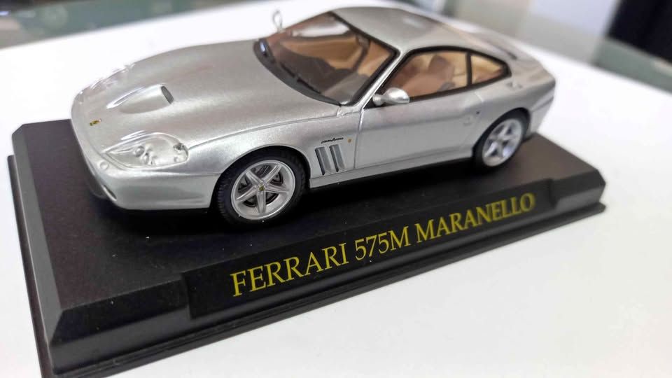 1:43 Ferrari 575M Maranello Diecast Model Car - Silver