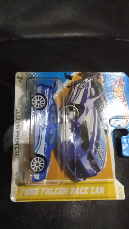 Hot Wheels 2012 HW Premiere Ford Falcon Race Car 1:64 view 2