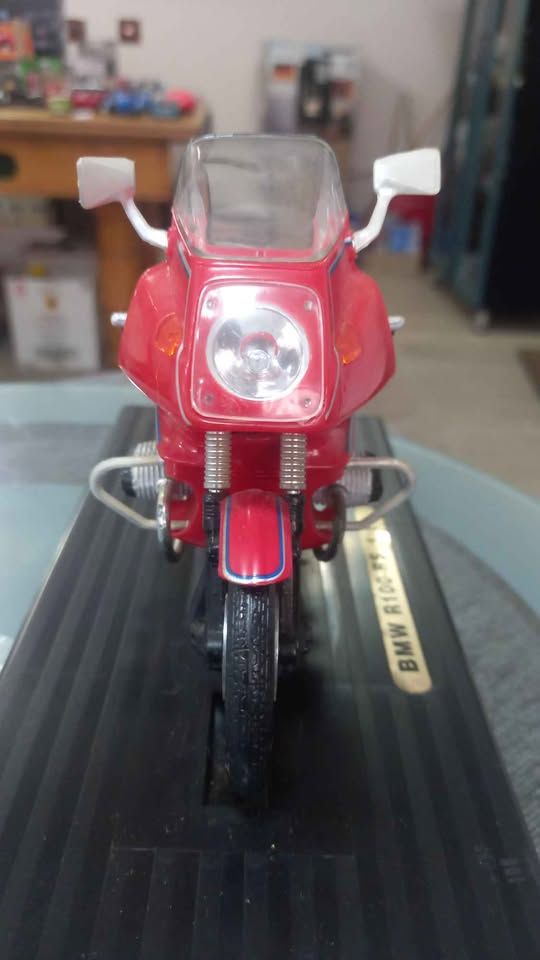 BMW R100-RS Yat ming scale 1:12 view 8