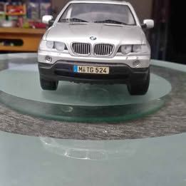 BMW X5 - scale 1:18 