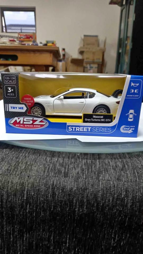 MSZ 1:26-1:38 Mesarati Gran Turismo MC GT4 die cast R200