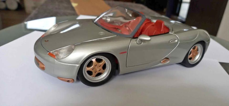 Porsche boxster 1:18