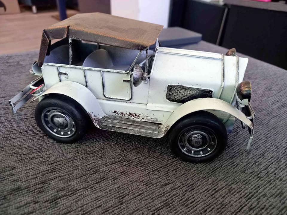 1920s Rolls Royce - tin