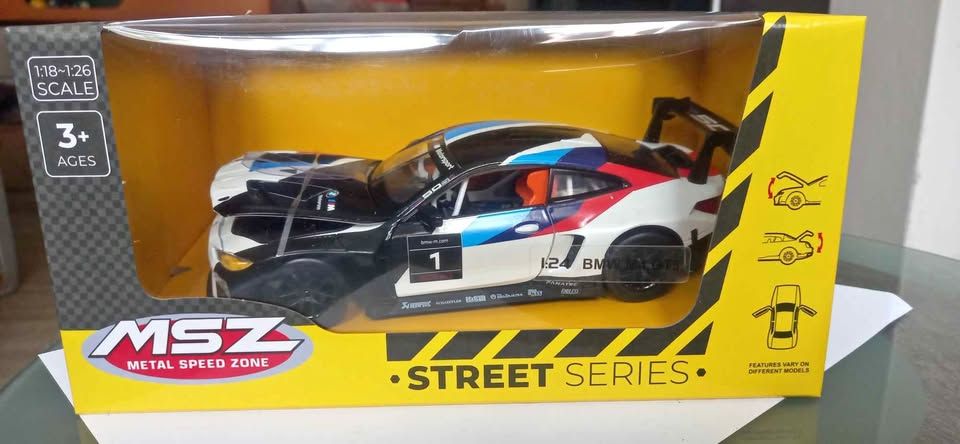 1:24 BMW m4 gt3