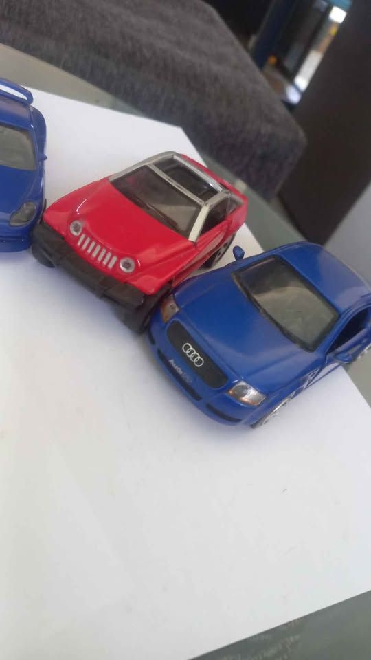 7 x cars R500 - scale 1:32 to 1:43 view 3
