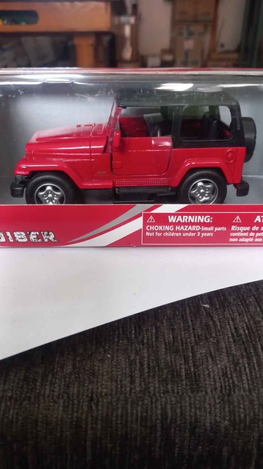 NEWRAY 1:32 Jeep Wrangler die cast R200