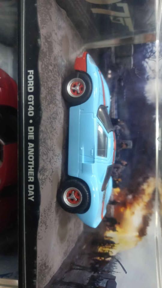 James Bond 007 Car Collection 1:43 Diecast Bundle view 4