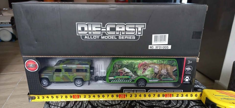dinosaur world trailer- die cast - R100 each view 2