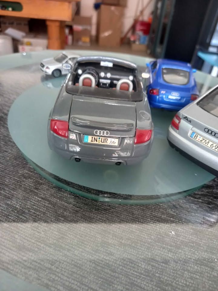 4 x AUDI Model cars different scales collection set  view 7