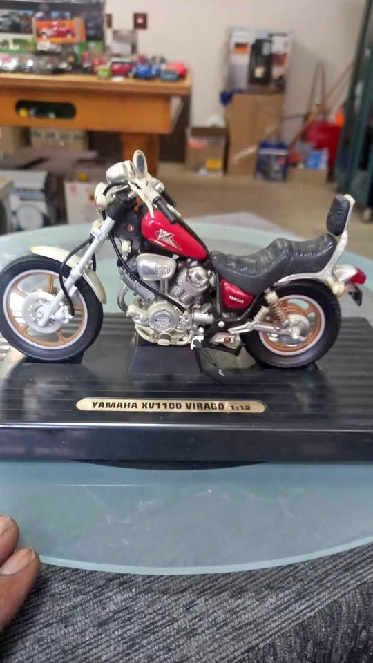 1:12 Yamaha XV1100 Virago Diecast Motorcycle Model