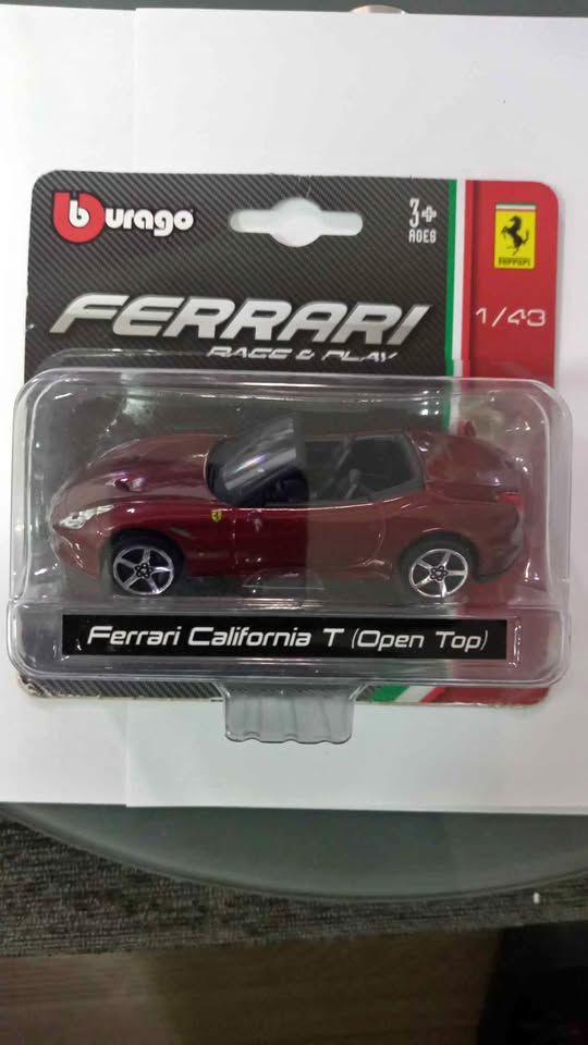 Burago 1:43 Ferrari California T (open top)