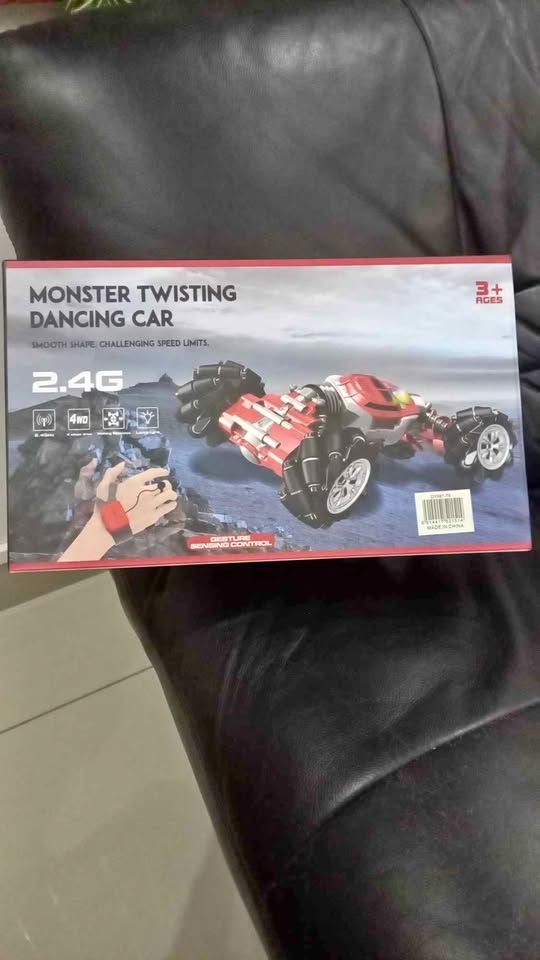 Monster dancing rc car view 2