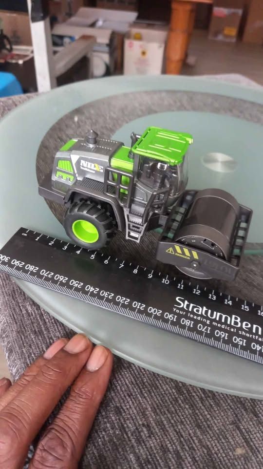 Road roller - scale 1:50 view 5