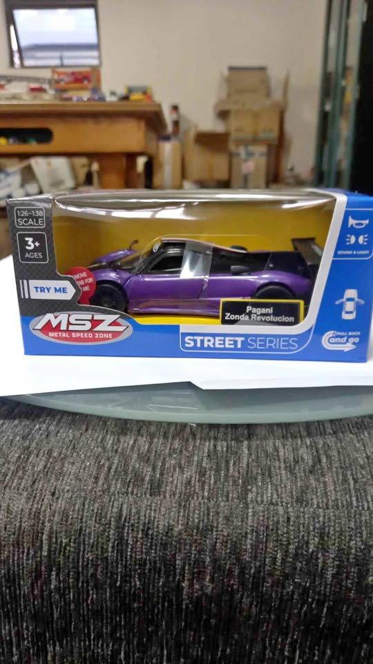 MSZ 1:26-1:38 Pangani Zonda Revolution die cast R200
