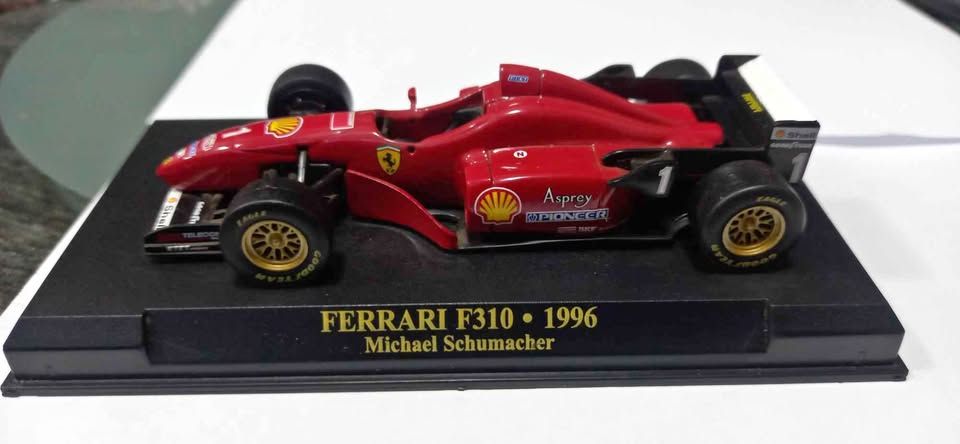 Ferrari F310 (1996) Michael Schumacher 1:43 F1 Diecast Model