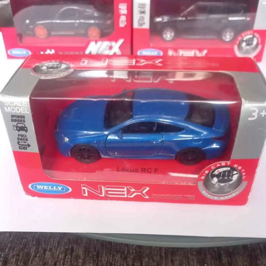 Welly nex 1:32 -1:38 Lexus RC F die cast R200