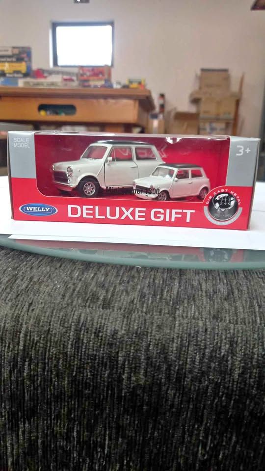 Welly Nex mini Cooper 1300 die cast R250