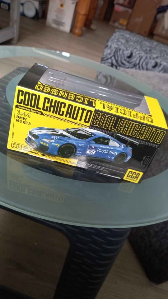 BMW 1:44 M6 Gt3 view 5
