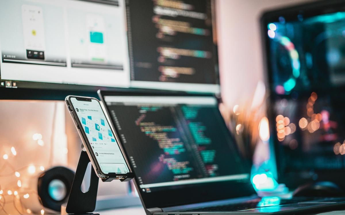 AI-powered development for B2B and B2C: What it actually changes for timelines and quality
