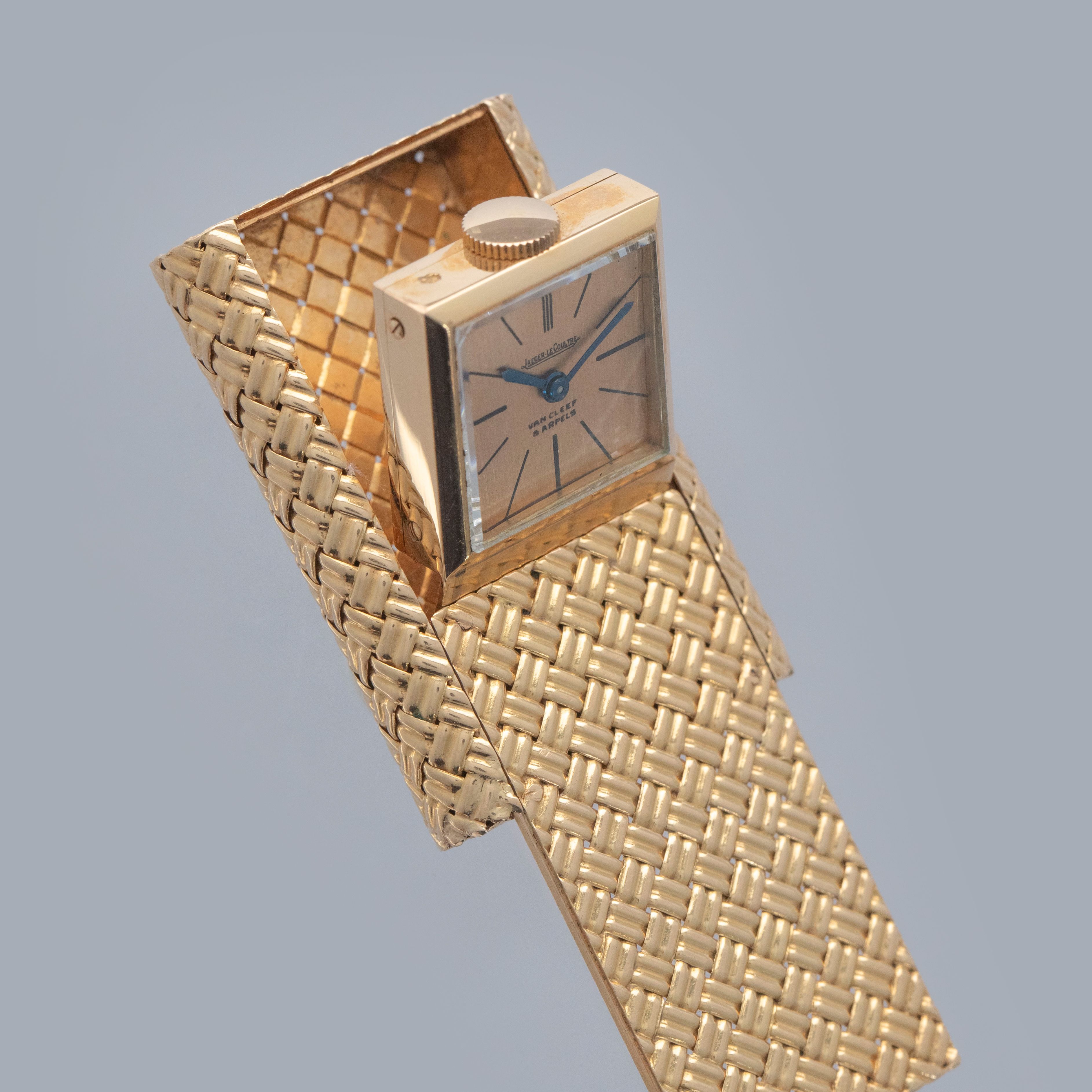 Jaeger-LeCoultre Purse Watch made for Van Cleef & Arpels 18k YG