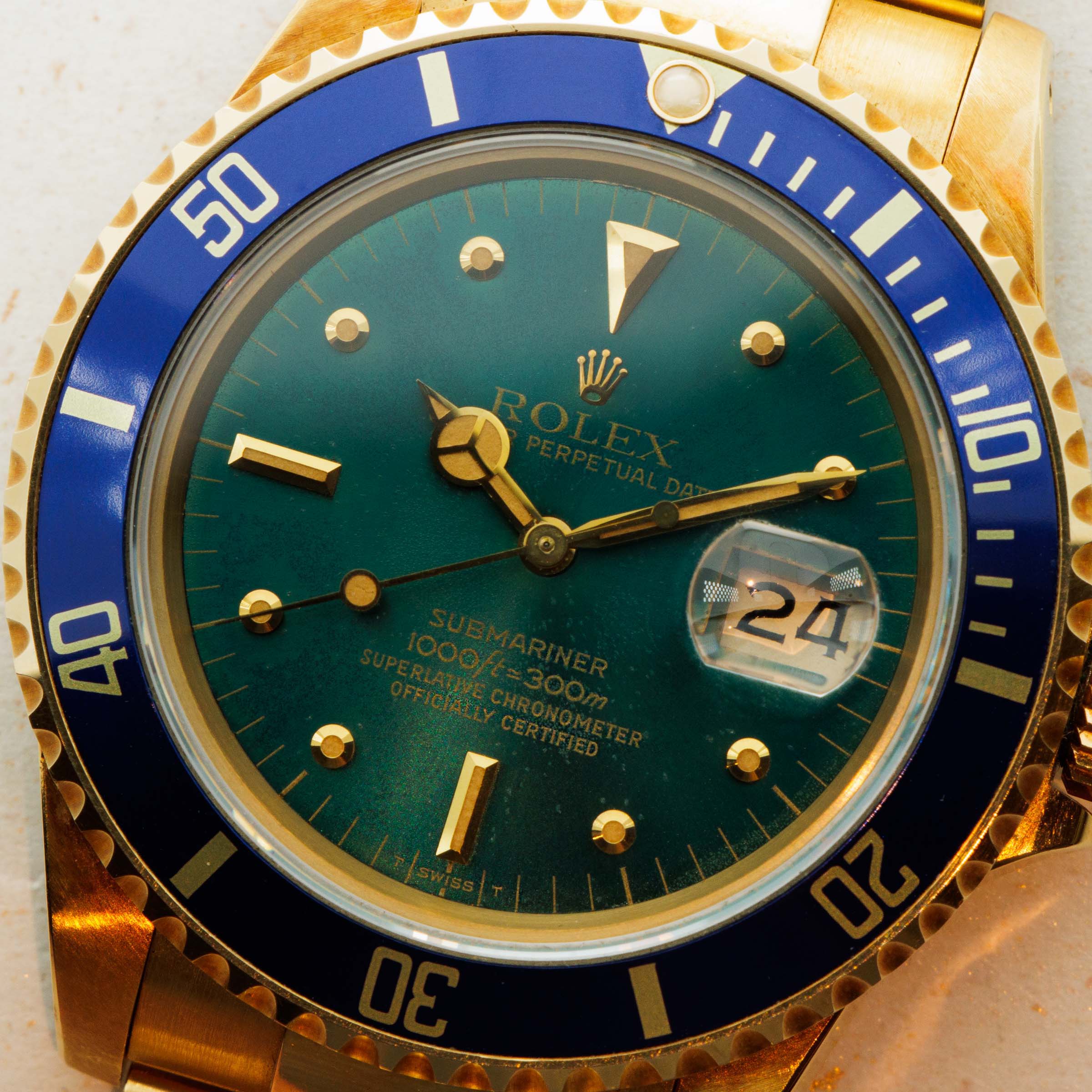 Green and gold submariner best sale