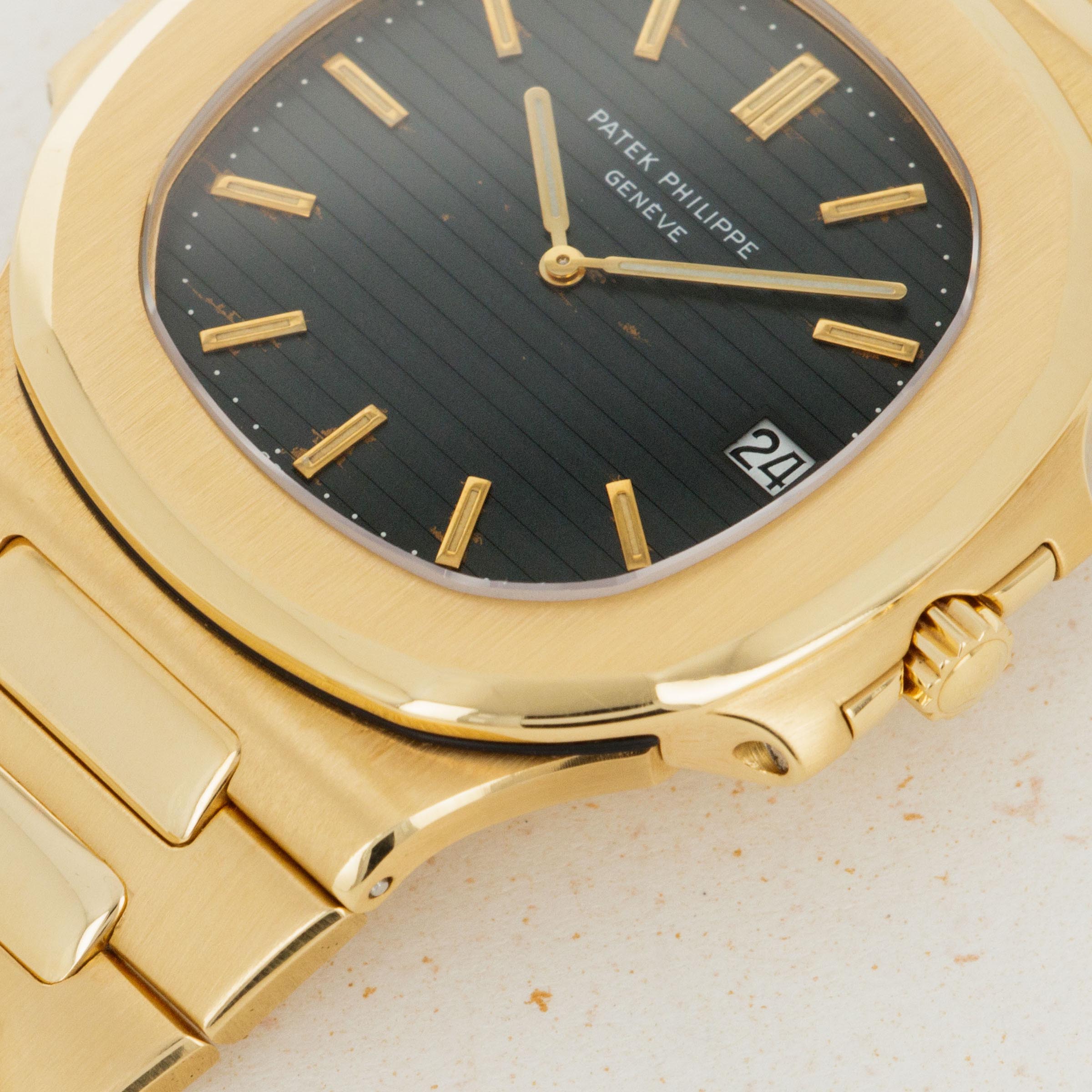 Patek nautilus yellow outlet gold