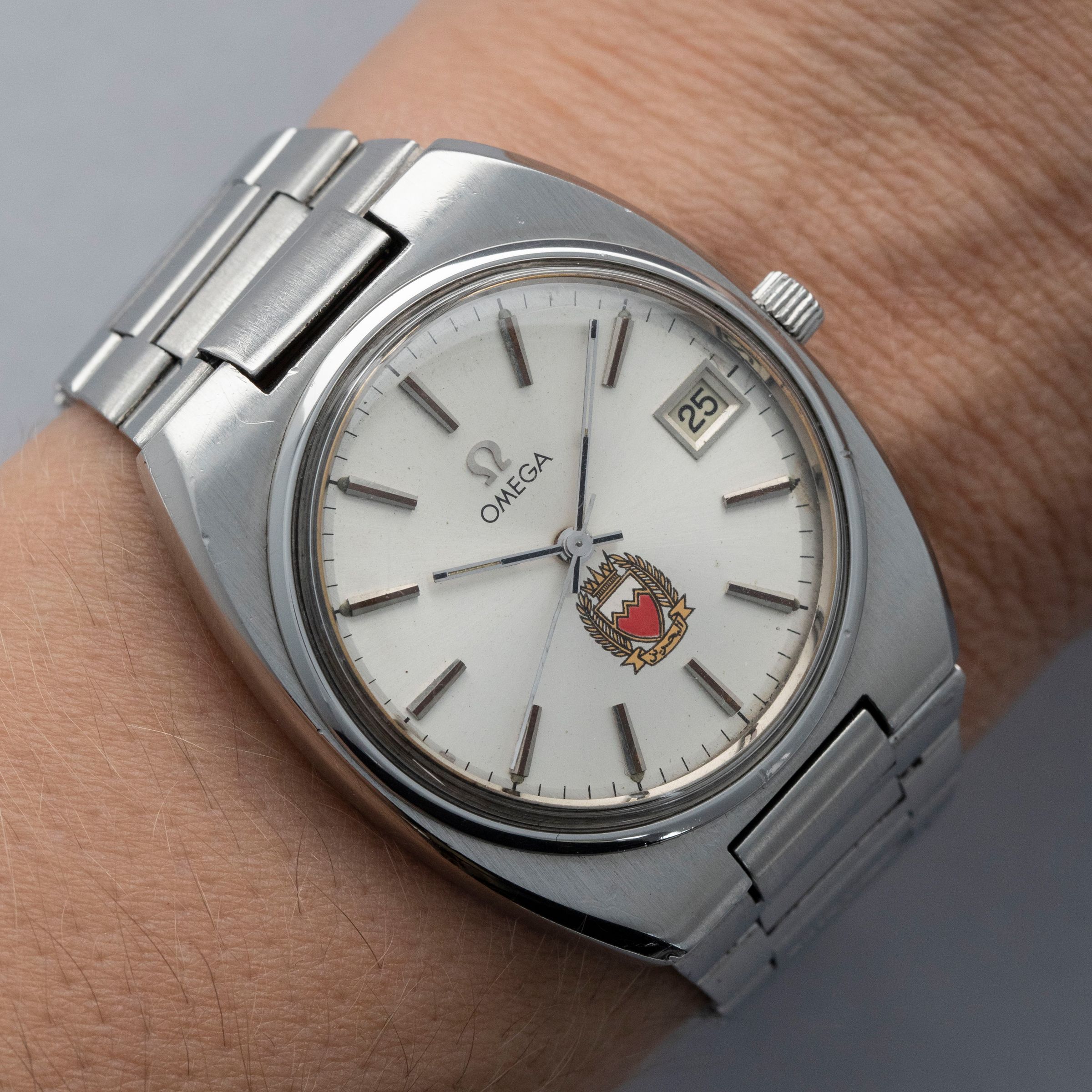 Omega Seamaster Automatic ST 366.0842 Bahrain Coat of Arms