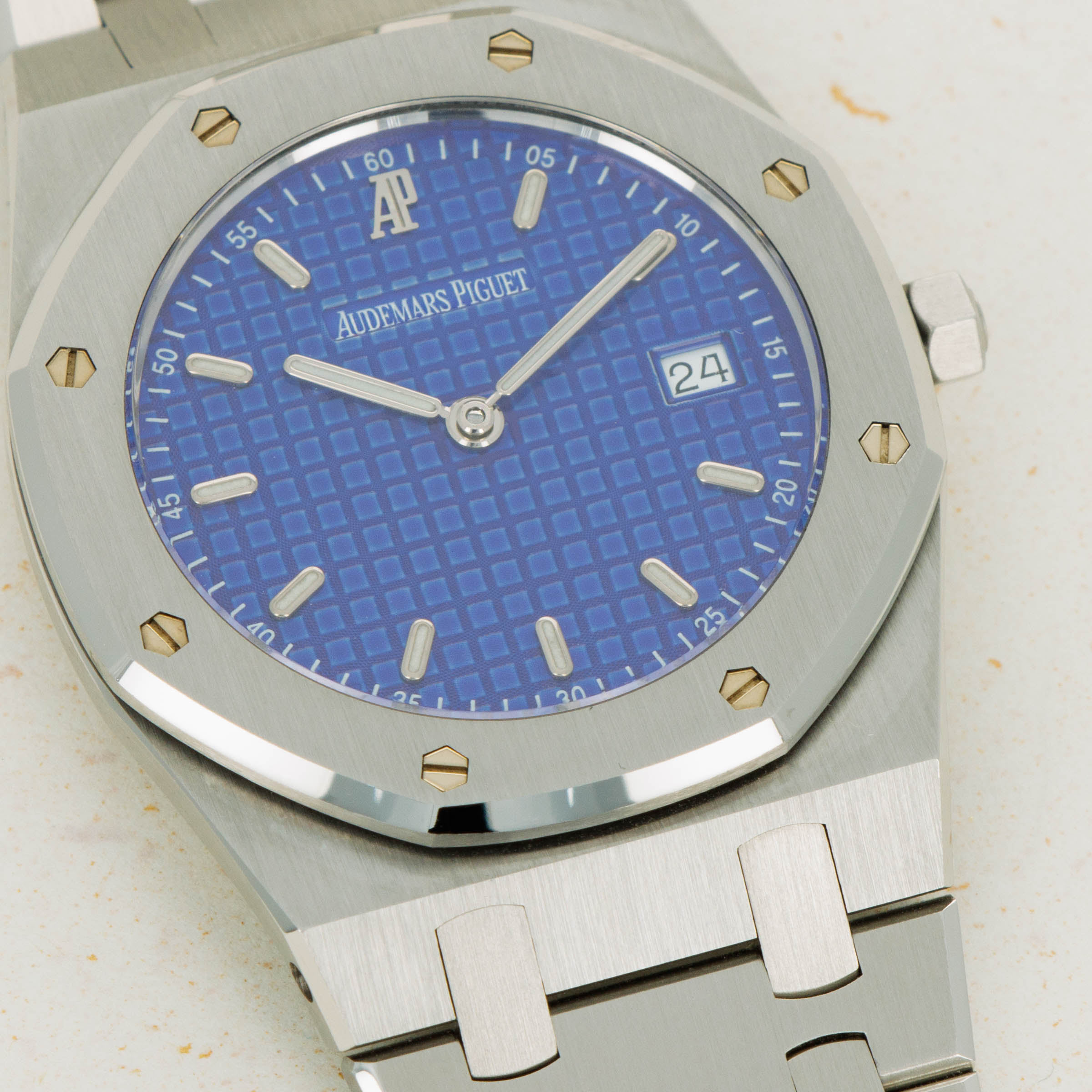 Audemars Piguet Royal Oak 56175 Yves Klein Blue Auctions Loupe