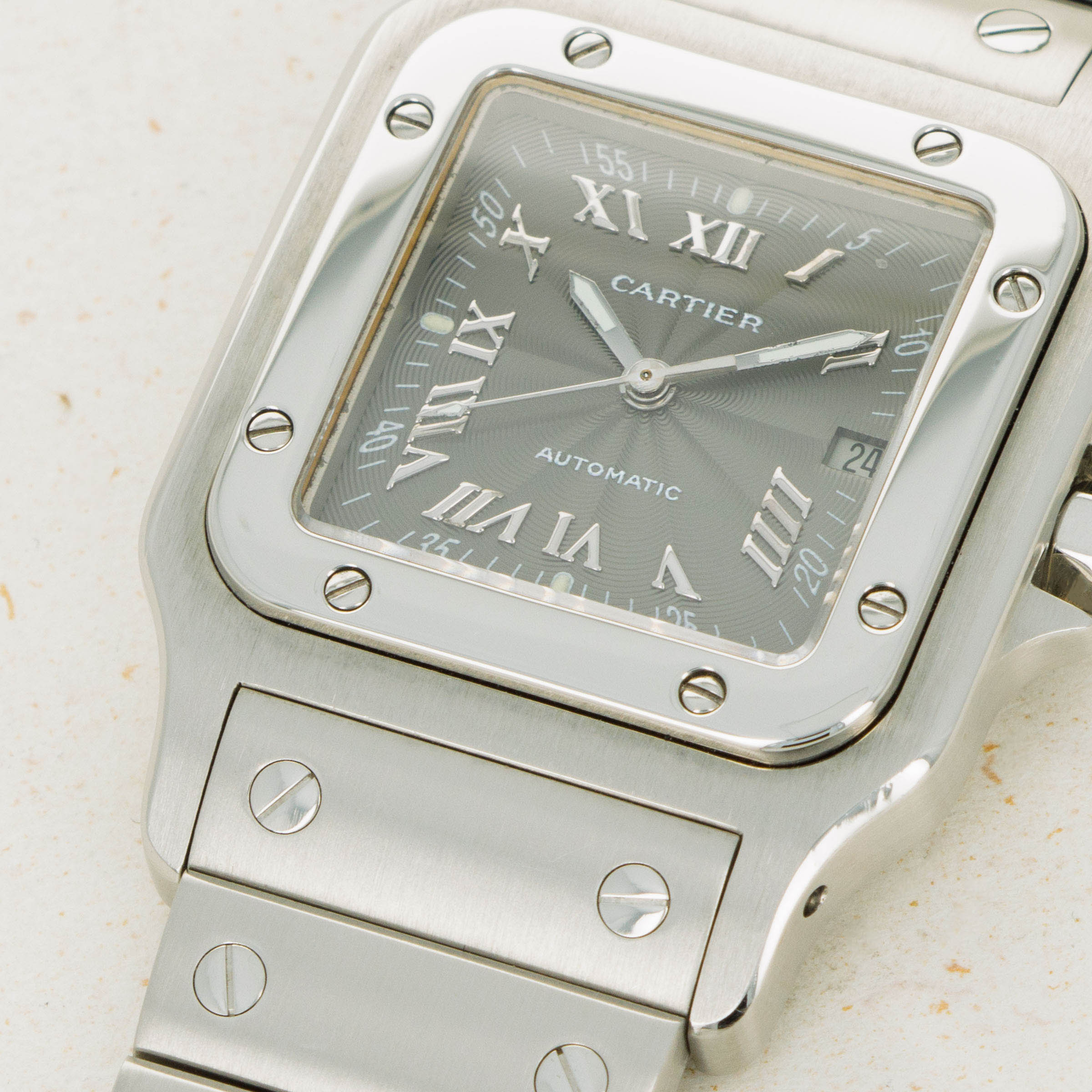 Cartier 2319 outlet movement