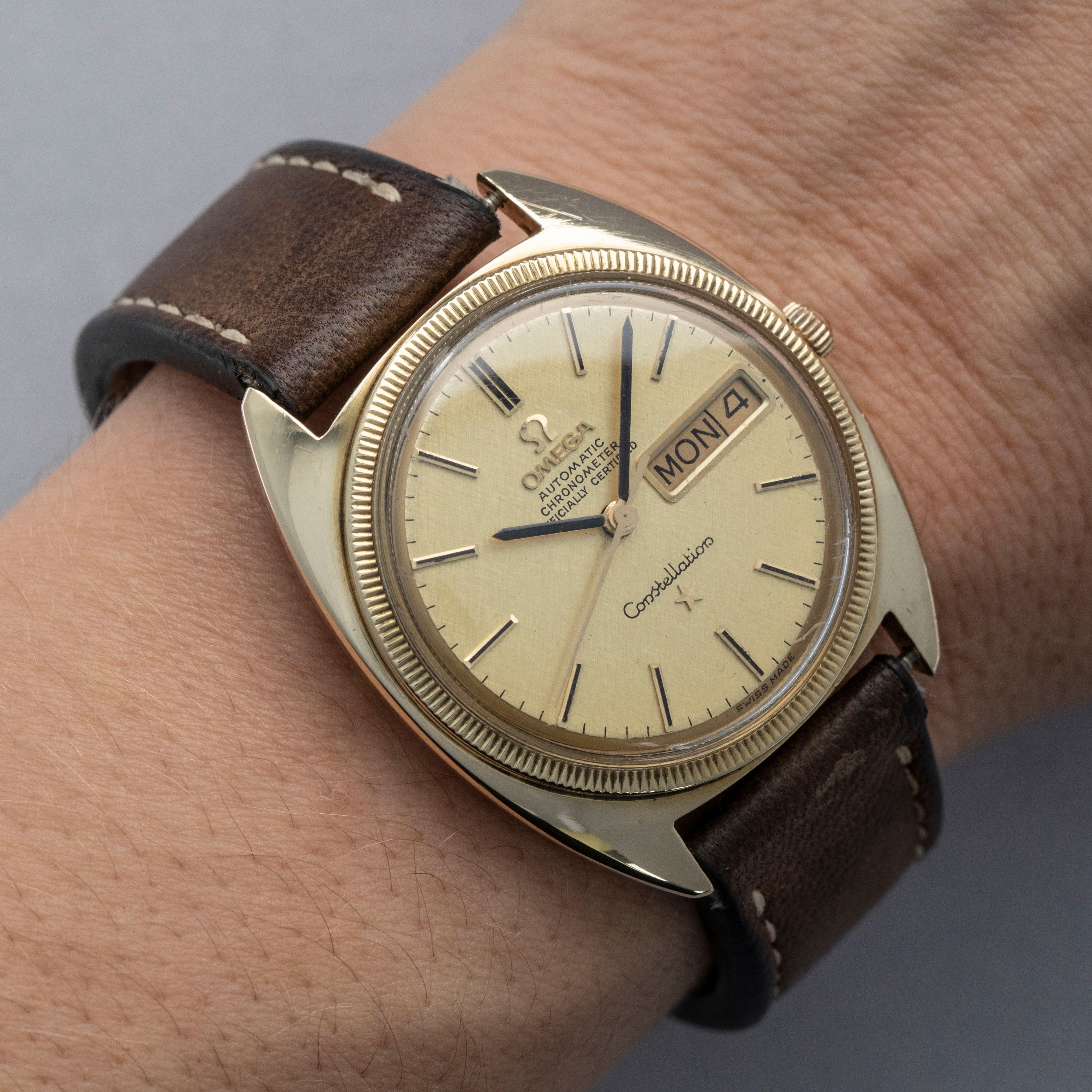Omega Constellation Day-Date 168.029 14k YG | Auctions | Loupe This
