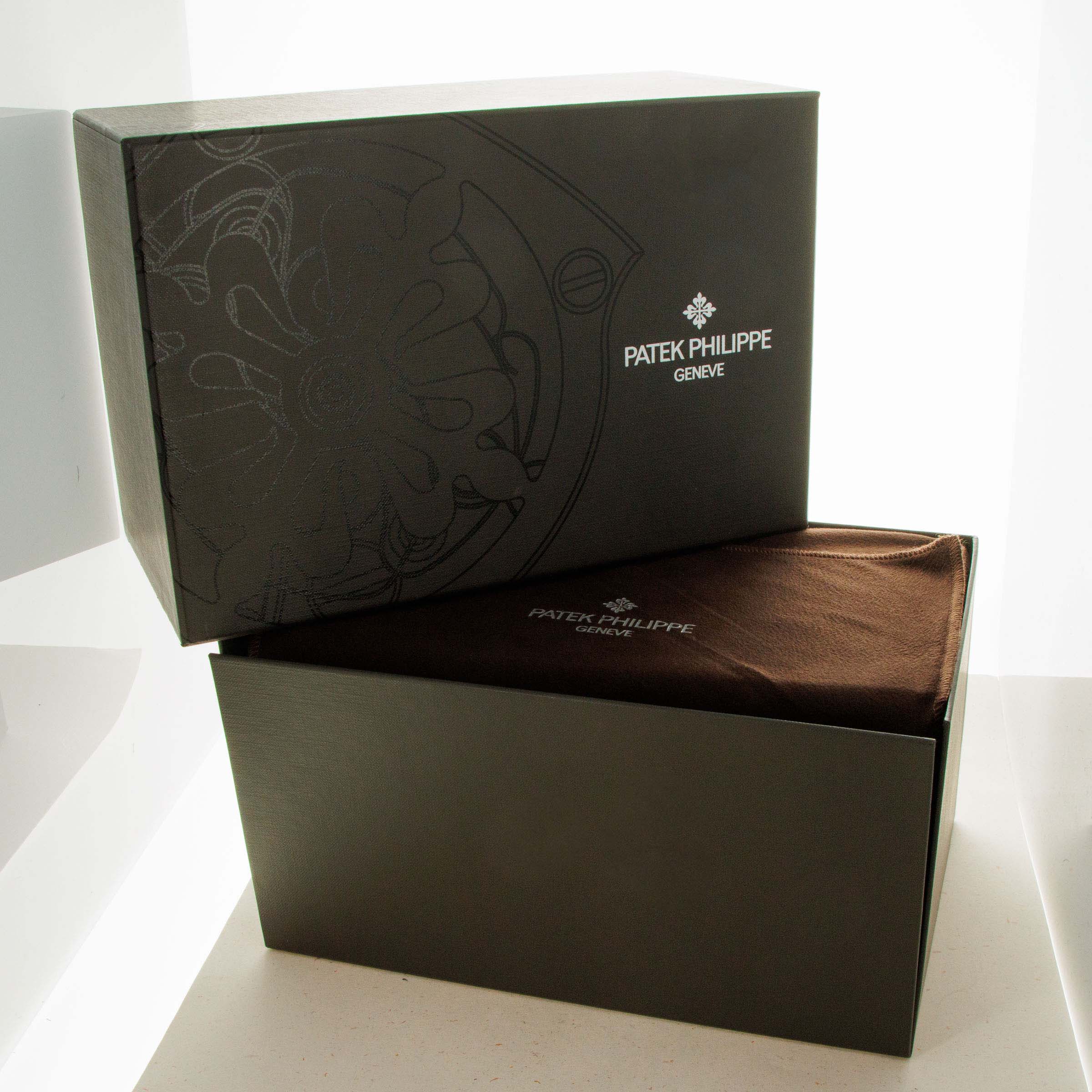 PATEK PhILIPPE 空箱　手帳　本 PATEK PhILIPPE 空箱 手帳 本