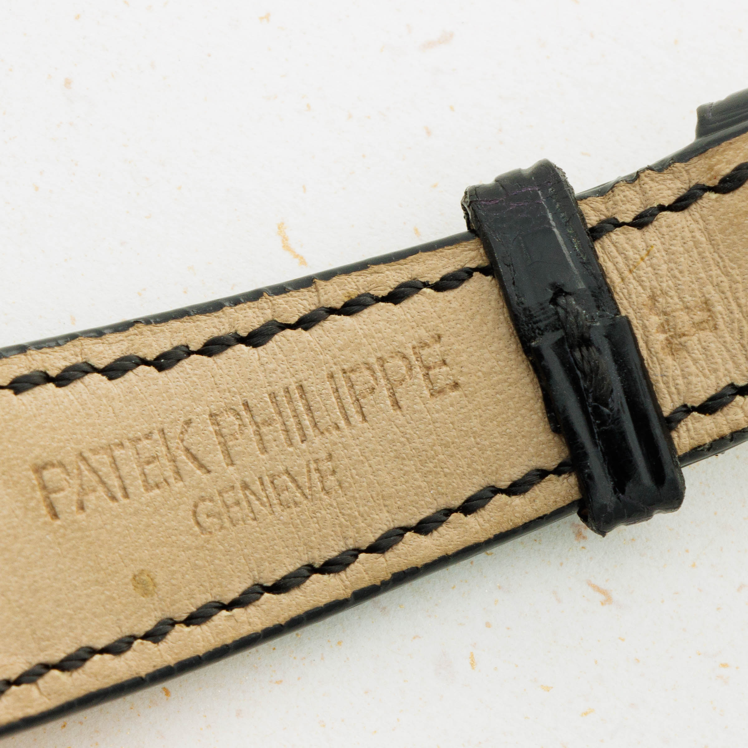 Patek Travel Time 5134J-001 18k YG | Auctions | Loupe This