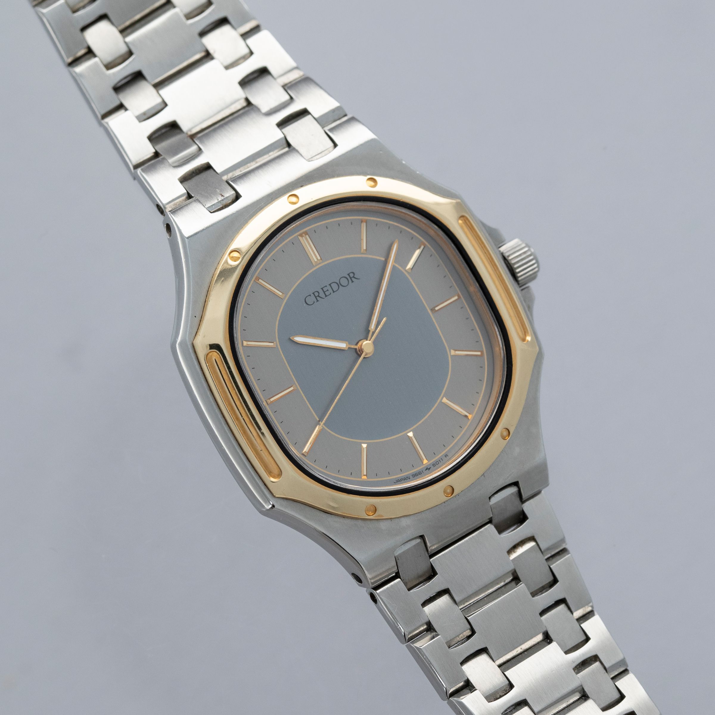 Credor Quartz 9661-5001 “Nautellipse” 14k Gold Bezel and Steel